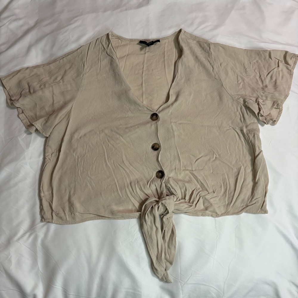 Forever 21 Beige Tie-Front V-Neck Crop Top size 3X
